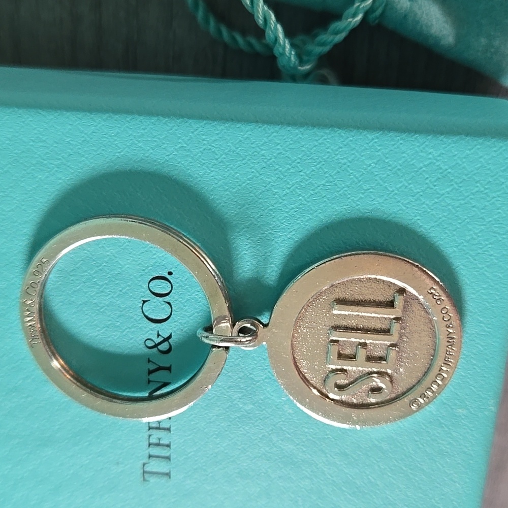 Vintage Tiffany & Co Buy Sell Y2K Keychain Wall Street, Reseller 925 Rare W COA - Picture 3 of 7